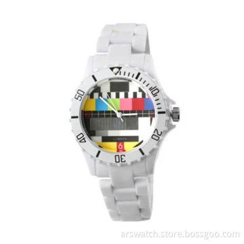 Colorful dial design quartz movement plastic watches in silicone strap and client's own logo